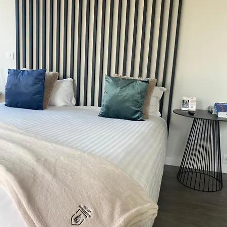 Hotel The Originals Boutique, Maison Montmartre Les Puces Paris
