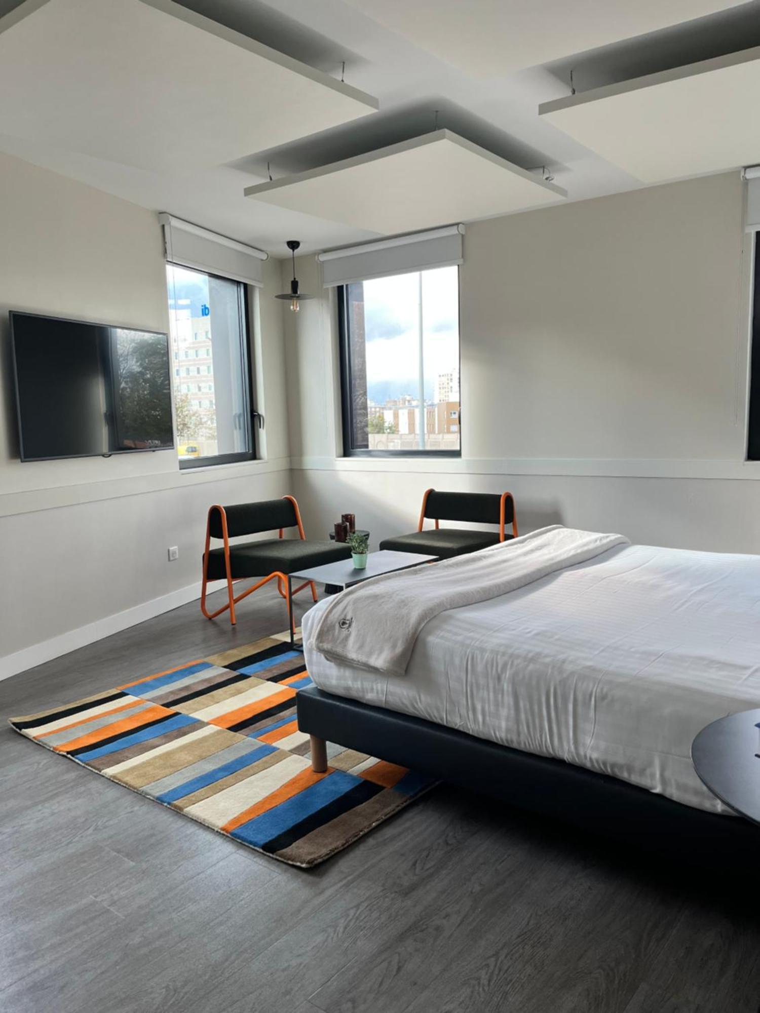 The Originals Boutique, Maison Montmartre Les Puces Hotel 4*