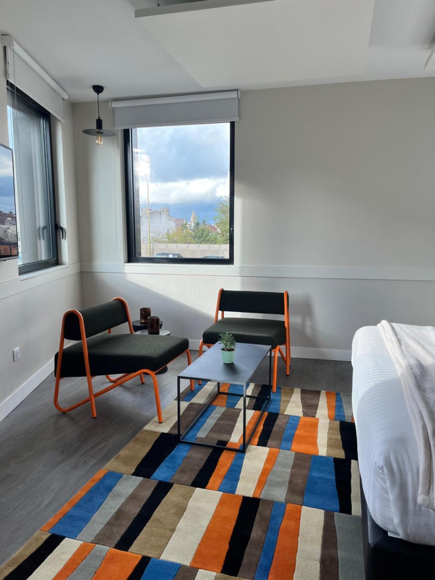 Hotel The Originals Boutique, Maison Montmartre Les Puces 4*