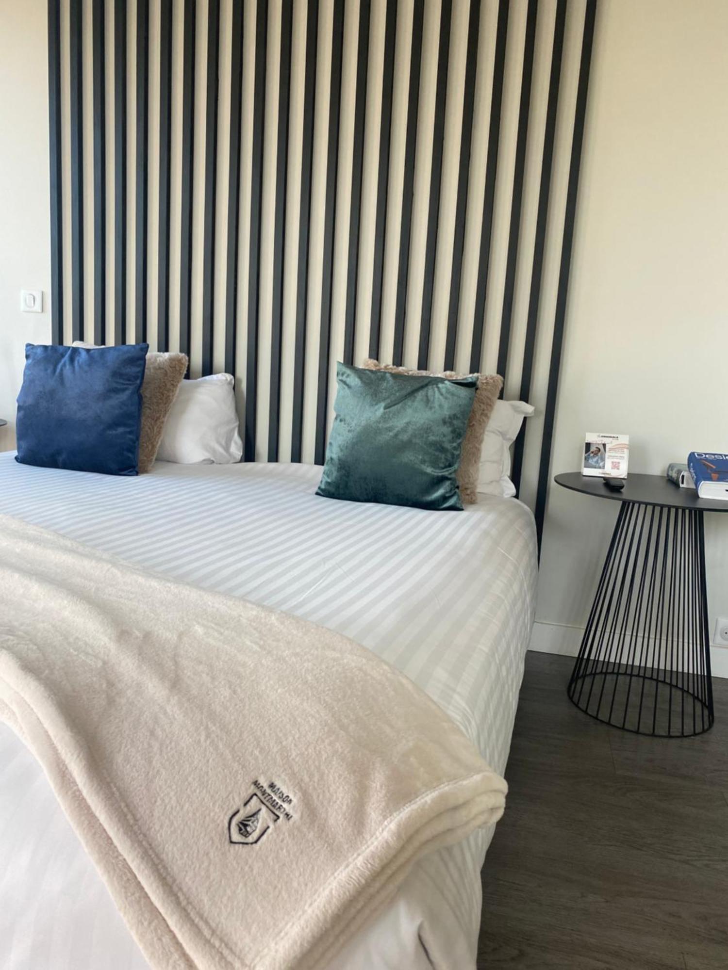 Hotel The Originals Boutique, Maison Montmartre Les Puces Parigi