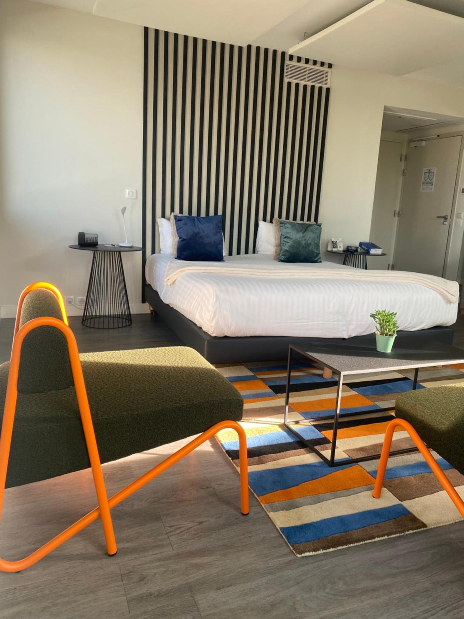 The Originals Boutique, Maison Montmartre Les Puces Parigi