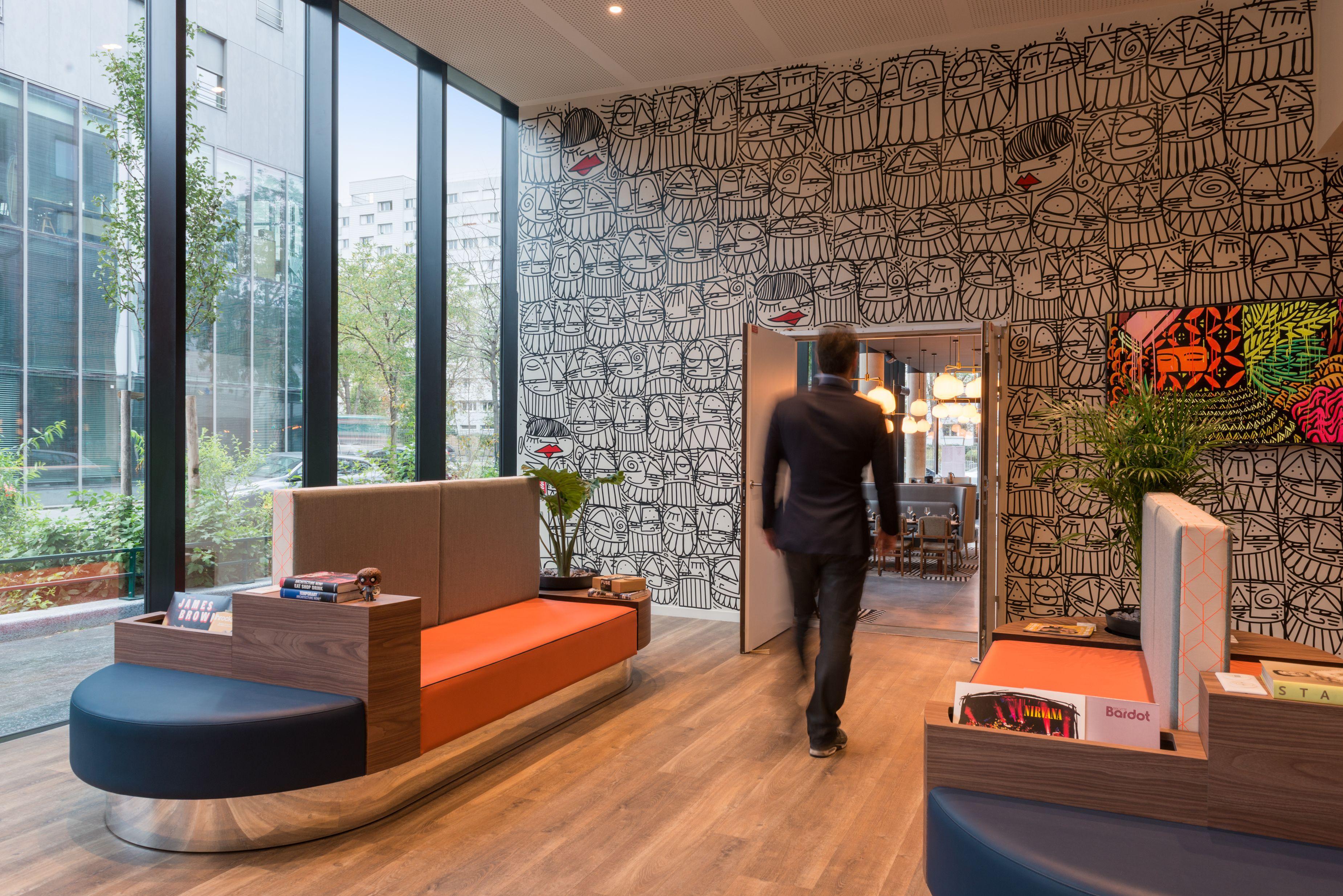 Hotel The Originals Boutique, Maison Montmartre Les Puces 4*